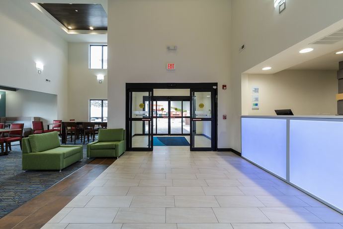 Imagen de los interiores del Hotel Holiday Inn Express And Suites South Bend, An Ihg. Foto 12