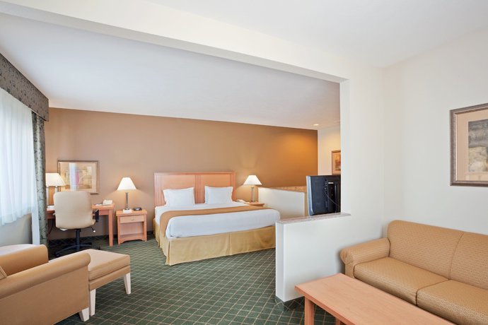 Imagen de la habitación del Hotel Holiday Inn Express And Suites South - Lincoln, An Ihg. Foto 15