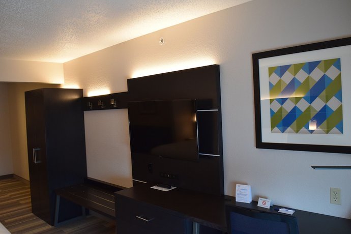 Imagen de la habitación del Hotel Holiday Inn Express And Suites Sparta, An Ihg. Foto 3