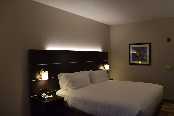 Imagen de la habitación del Hotel Holiday Inn Express And Suites Sparta, An Ihg. Foto 4