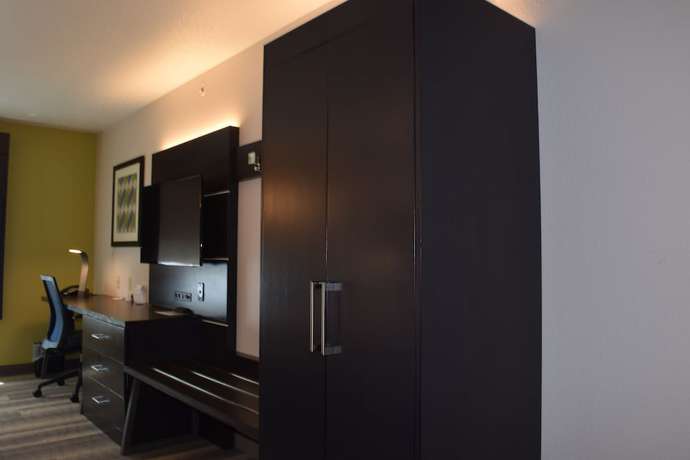 Imagen de la habitación del Hotel Holiday Inn Express And Suites Sparta, An Ihg. Foto 6