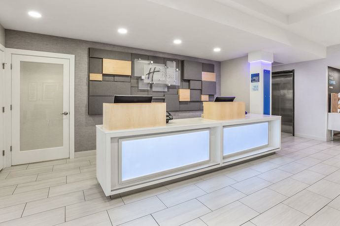 Imagen de los interiores del Hotel Holiday Inn Express And Suites Tacoma, An Ihg. Foto 16