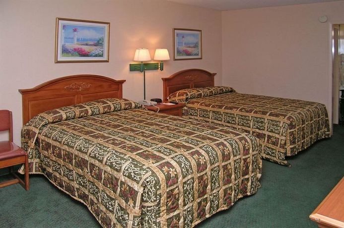 Imagen de la habitación del Hotel Holiday Inn Express And Suites Tampa East - Ybor C. Foto 8