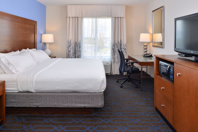Imagen de la habitación del Hotel Holiday Inn Express And Suites Terre Haute, An Ihg. Foto 19