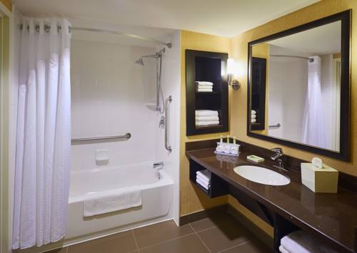 Imagen de la habitación del Hotel Holiday Inn Express And Suites Timmins. Foto 6