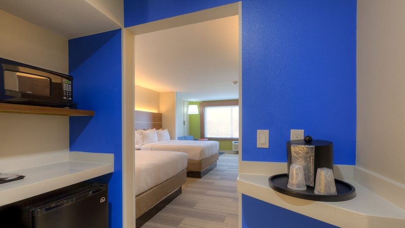 Imagen de la habitación del Hotel Holiday Inn Express And Suites Tulsa Midtown, An Ihg. Foto 3