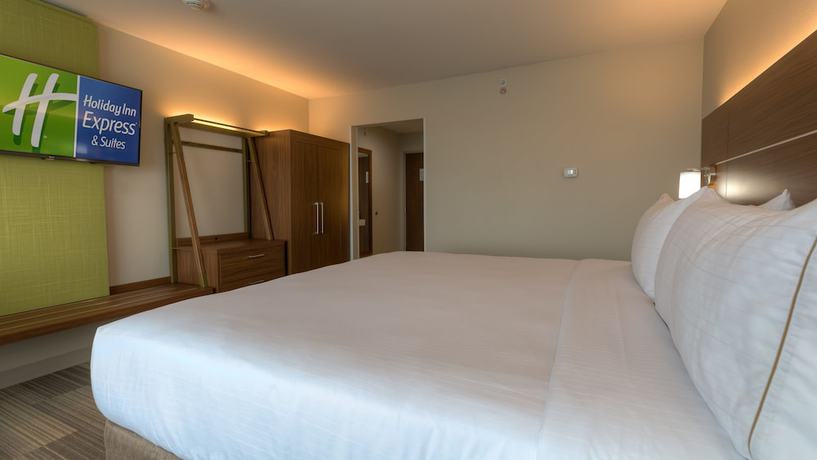 Imagen de la habitación del Hotel Holiday Inn Express And Suites Tulsa Midtown, An Ihg. Foto 15