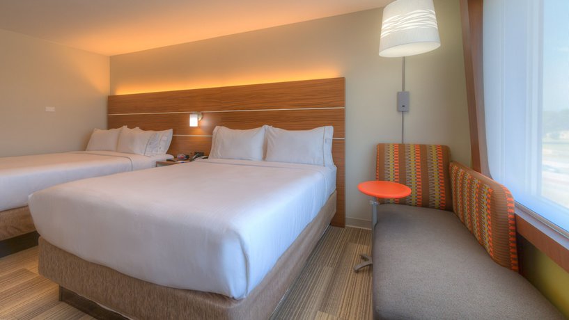 Imagen de la habitación del Hotel Holiday Inn Express And Suites Tulsa Midtown, An Ihg. Foto 16