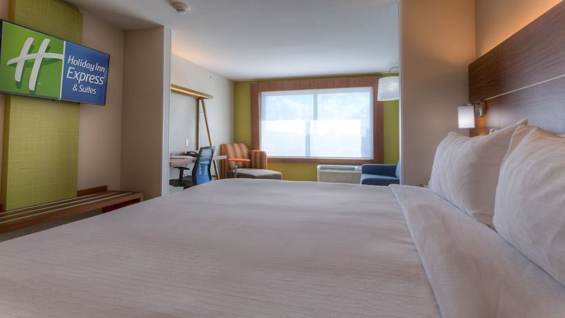 Imagen de la habitación del Hotel Holiday Inn Express And Suites Tulsa Midtown, An Ihg. Foto 17