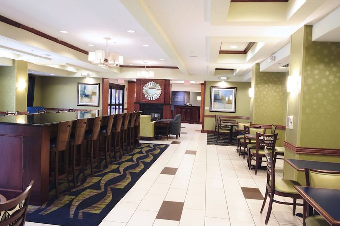 Imagen de los interiores del Hotel Holiday Inn Express And Suites Urbandale, An Ihg. Foto 19