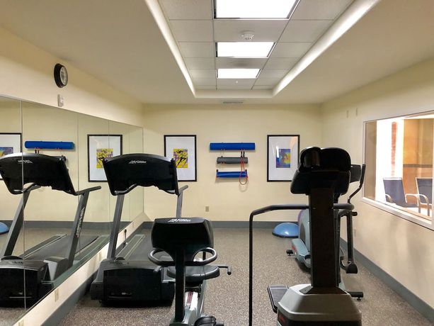 Imagen de los interiores del Hotel Holiday Inn Express And Suites Vacaville, An Ihg. Foto 15