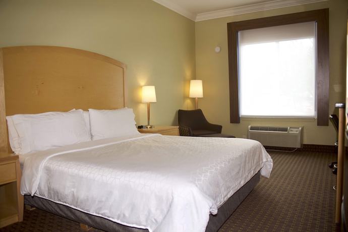 Imagen de la habitación del Hotel Holiday Inn Express And Suites Vacaville, An Ihg. Foto 11