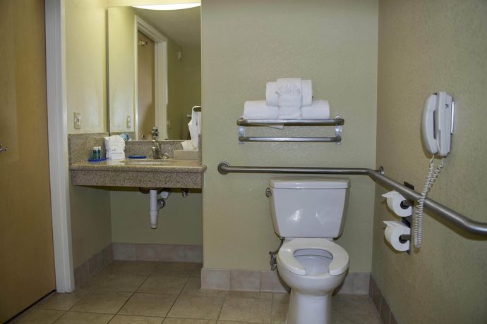 Imagen de la habitación del Hotel Holiday Inn Express And Suites Vacaville, An Ihg. Foto 12
