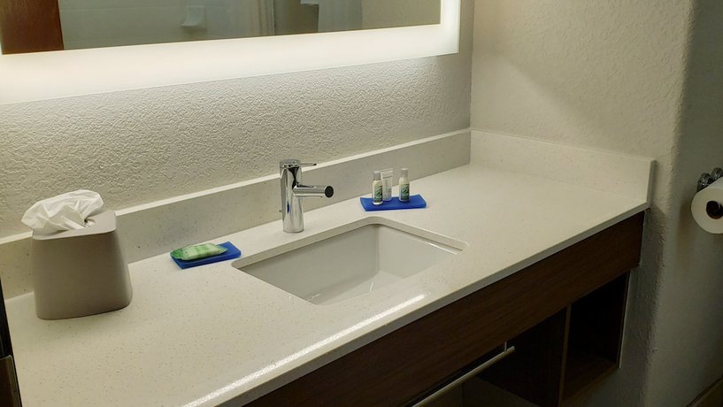 Imagen de la habitación del Hotel Holiday Inn Express And Suites Weslaco. Foto 6