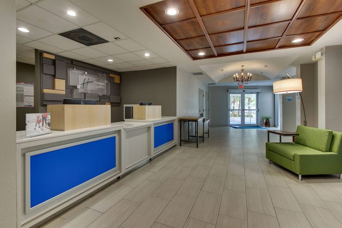Imagen de los interiores del Hotel Holiday Inn Express And Suites West Palm Beach Metrocentre, An Ihg. Foto 15