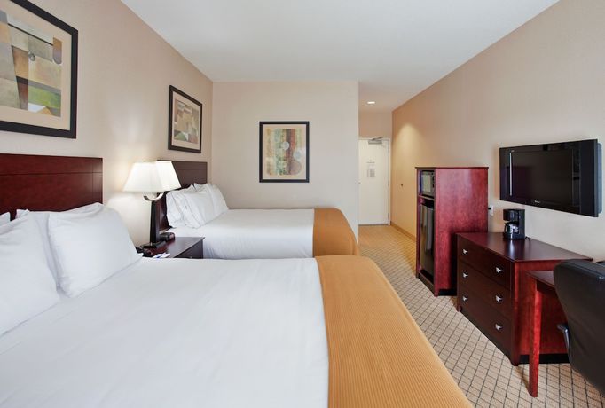 Imagen de la habitación del Hotel Holiday Inn Express And Suites Wichita Airport, An Ihg. Foto 9
