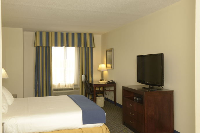 Imagen de la habitación del Hotel Holiday Inn Express And Suites Wilson-downtown. Foto 8