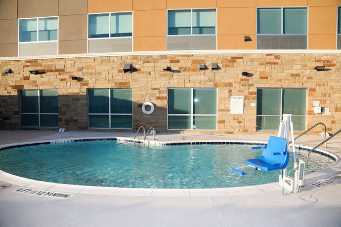 Imagen de la piscina del Hotel Holiday Inn Express And Suites Wylie West, an IHG. Foto 19