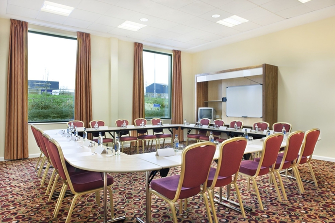 Imagen de los interiores del Hotel Holiday Inn Express Antrim, An Ihg. Foto 13