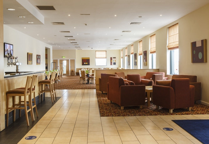 Imagen de los interiores del Hotel Holiday Inn Express Antrim, An Ihg. Foto 16