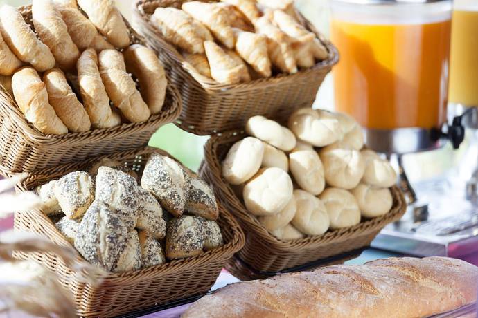 Imagen del bar/restaurante del Hotel Holiday Inn Express Arcachon - La Teste, an IHG Hotel. Foto 6