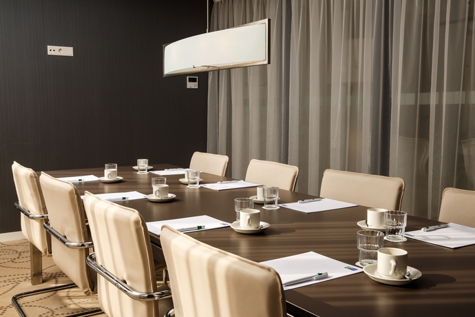 Imagen de los interiores del Hotel Holiday Inn Express Arnhem, An Ihg. Foto 14