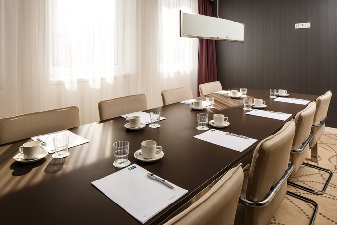 Imagen de los interiores del Hotel Holiday Inn Express Arnhem, An Ihg. Foto 15