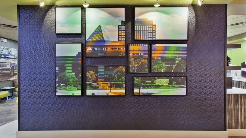 Imagen de los interiores del Hotel Holiday Inn Express Atlanta Galleria Ballpark Area. Foto 15