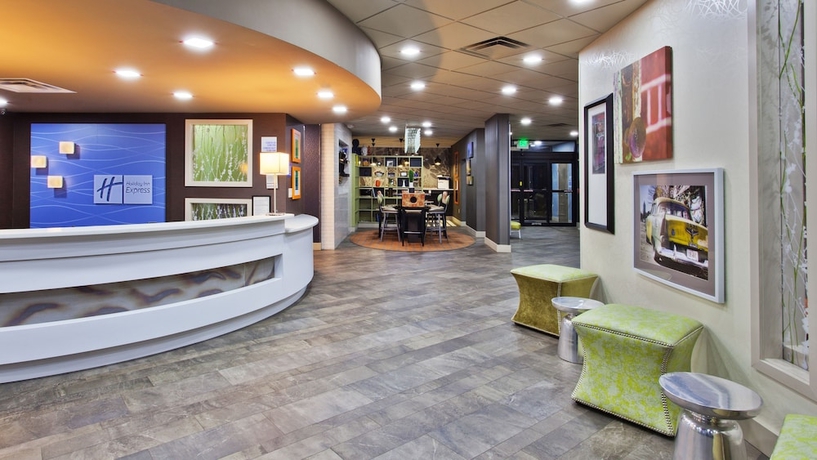 Imagen de los interiores del Hotel Holiday Inn Express Atlanta Galleria Ballpark Area. Foto 17
