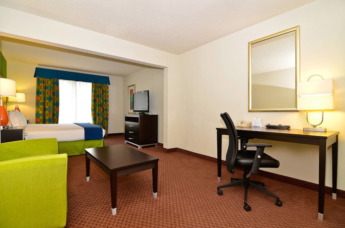 Imagen de la habitación del Hotel Holiday Inn Express Atlanta Ne I-85 Clairmont, An Ihg. Foto 4