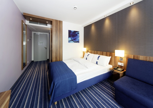 Imagen de la habitación del Hotel Holiday Inn Express Augsburg, An Ihg. Foto 6