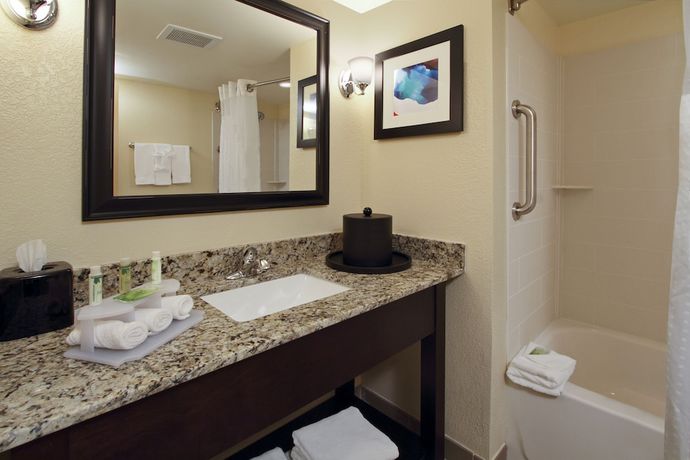 Imagen de la habitación del Hotel Holiday Inn Express Augusta Downtown, an IHG. Foto 13