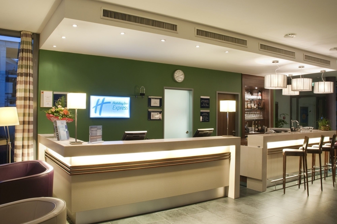 Imagen de los interiores del Hotel Holiday Inn Express Baden-Baden. Foto 14