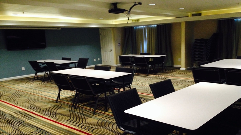 Imagen de los interiores del Hotel Holiday Inn Express Bakersfield, An Ihg. Foto 9