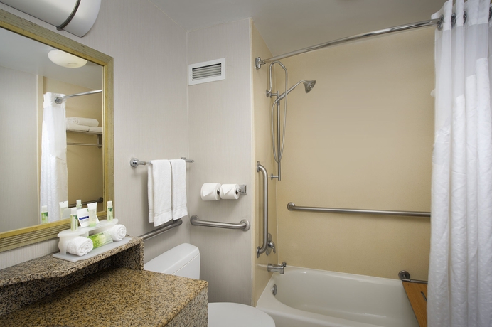Imagen de la habitación del Hotel Holiday Inn Express Baltimore At The Stadiums, An Ihg. Foto 5