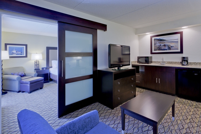 Imagen de los interiores del Hotel Holiday Inn Express Baltimore-Bwi Airport West. Foto 12