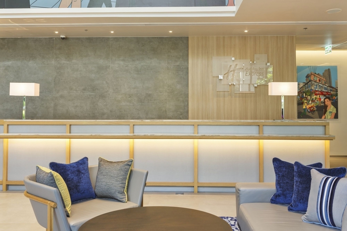 Imagen de los interiores del Hotel Holiday Inn Express Bangkok Sathorn. Foto 14