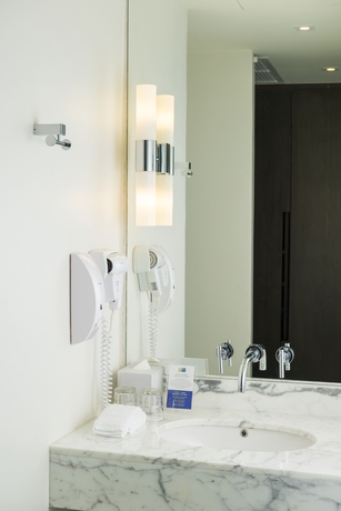 Imagen de la habitación del Hotel Holiday Inn Express Bangkok Siam. Foto 2