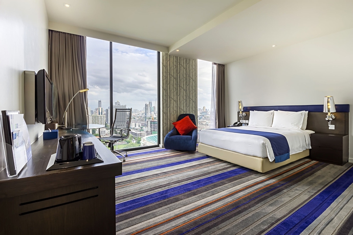 Imagen de la habitación del Hotel Holiday Inn Express Bangkok Siam. Foto 12