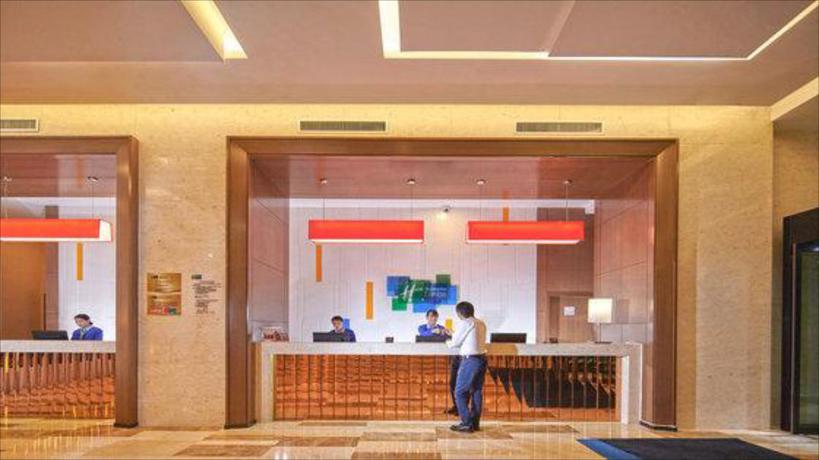 Imagen general del Hotel Holiday Inn Express Baoji City Centre. Foto 4