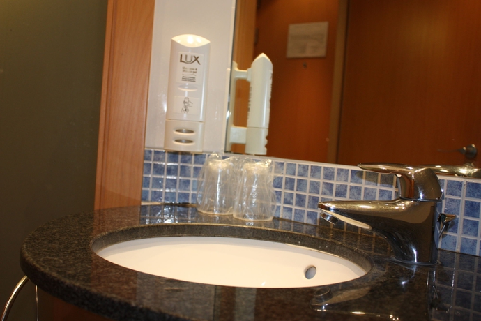 Imagen de la habitación del Hotel Holiday Inn Express Barcelona - Molins De Rei, An Ihg. Foto 6