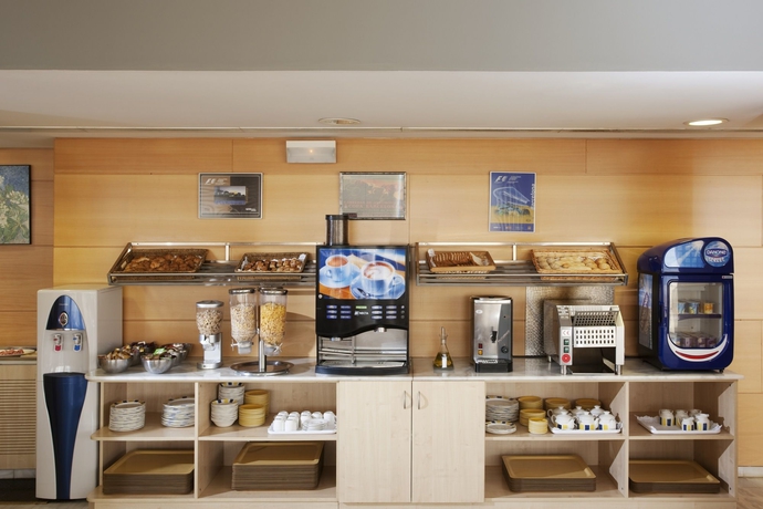 Imagen del bar/restaurante del Hotel Holiday Inn Express Barcelona-montmeló, An Ihg. Foto 3