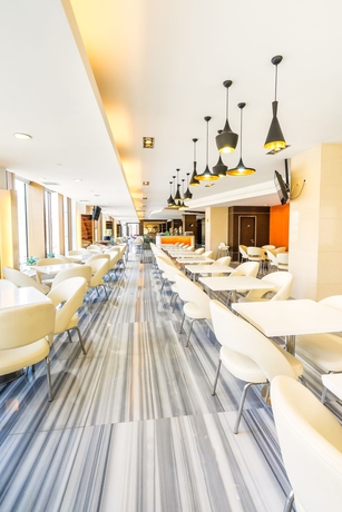 Imagen del bar/restaurante del Hotel Holiday Inn Express Beijing Temple Of Heaven, An Ihg. Foto 4