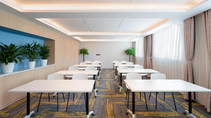 Imagen de los interiores del Hotel Holiday Inn Express Beijing Tongzhou Tourism Zone, an IHG Hotel. Foto 12