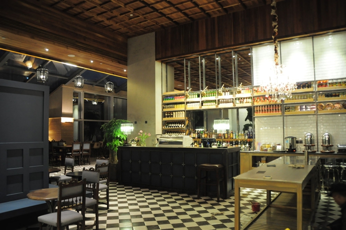 Imagen del bar/restaurante del Hotel Holiday Inn Express Beijing Wangjing, An Ihg. Foto 6