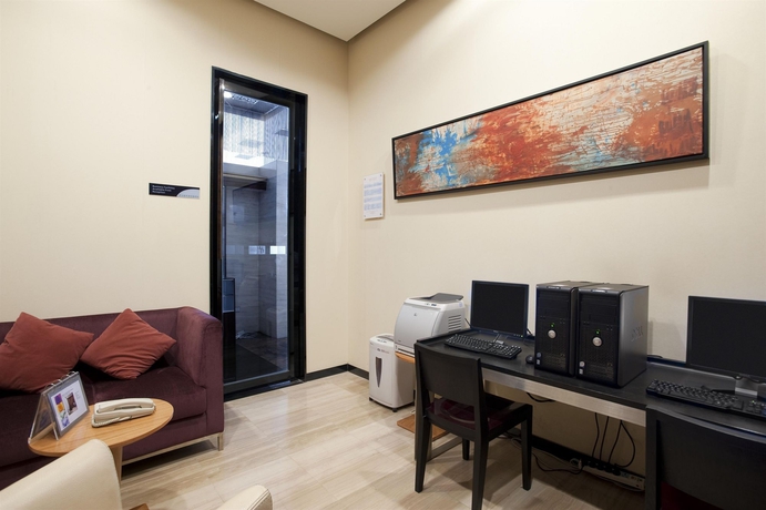 Imagen de los interiores del Hotel Holiday Inn Express Beijing Wangjing Center by IHG. Foto 10