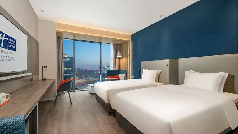 Imagen de la habitación del Hotel Holiday Inn Express Beijing Yizhuang Tongminghu, An Ihg. Foto 13