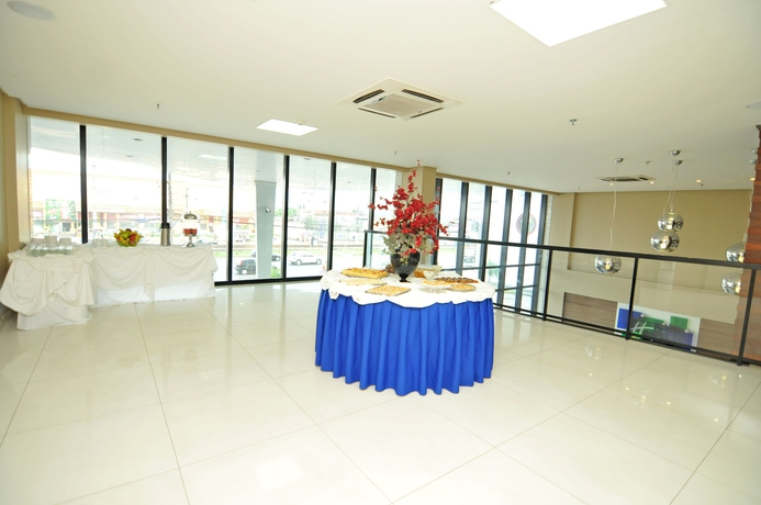 Imagen de los interiores del Hotel Holiday Inn Express Belém Ananindeua. Foto 6
