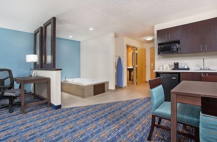 Imagen de la habitación del Hotel Holiday Inn Express Berea. Foto 7