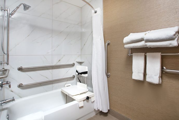 Imagen de la habitación del Hotel Holiday Inn Express Berea. Foto 10